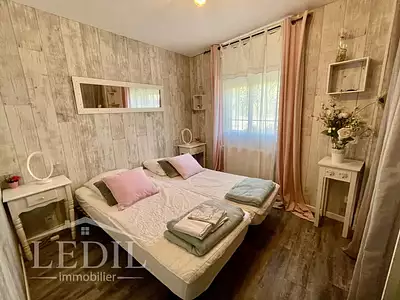Maison, 270 m²