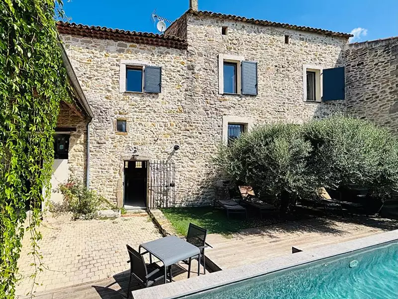 Maison, 215 m²