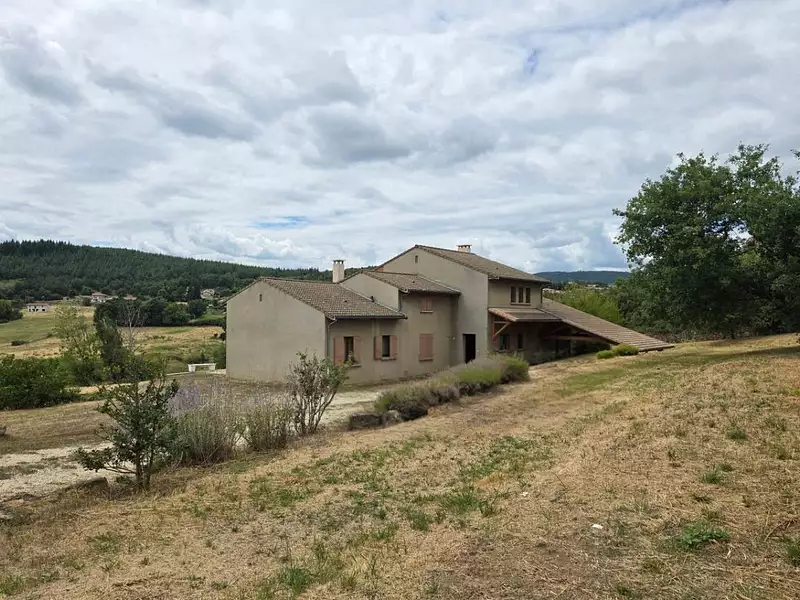 Maison, 180 m²