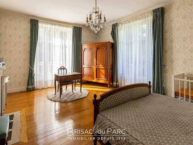 Maison, 180 m²