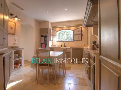 Maison, 150 m²