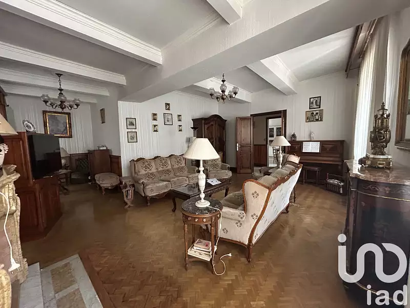 Maison, 318 m²