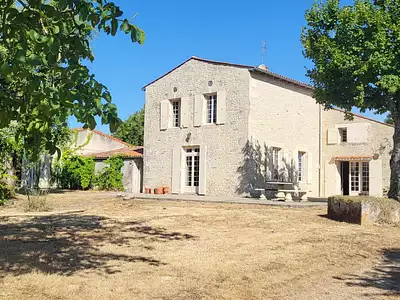 Maison, 226 m²