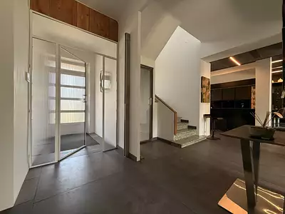 Maison, 240 m²