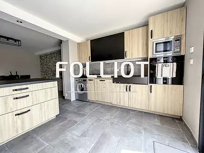 Maison, 286 m²