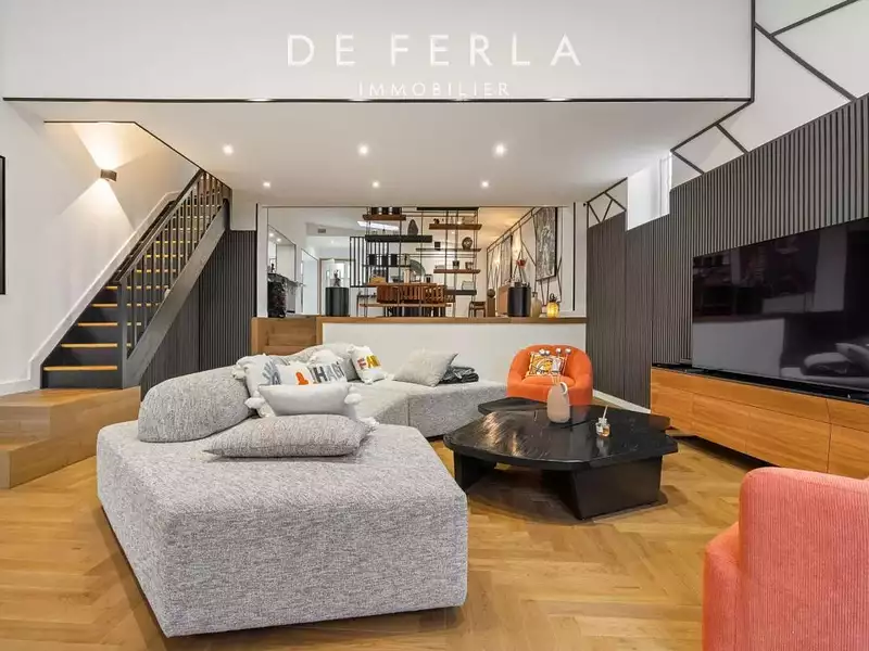 Appartement, 244 m²