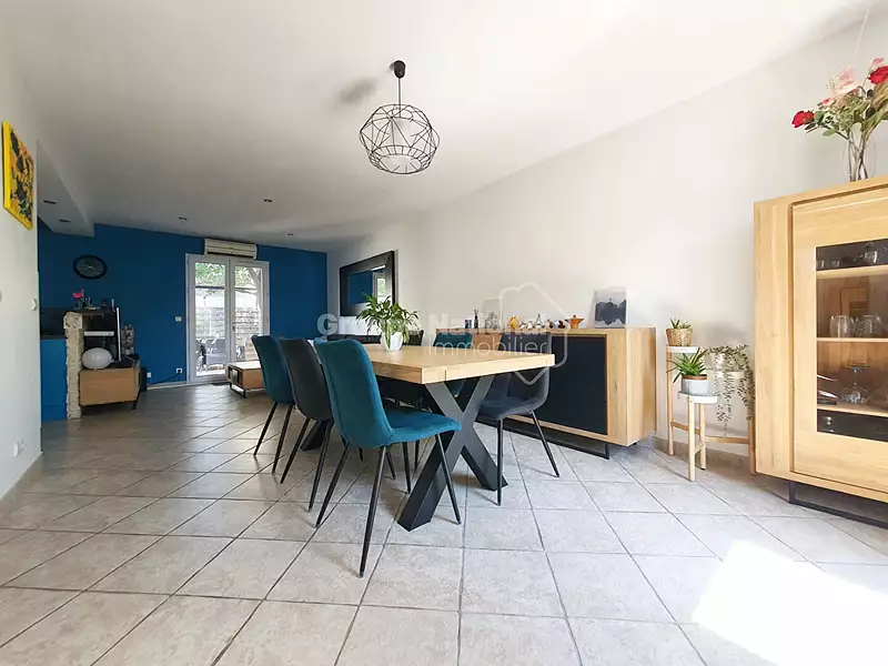 Maison, 89 m²