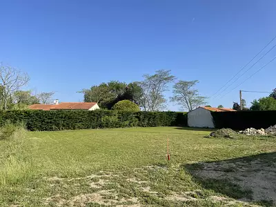 Terrain, 810 m²