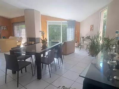 Maison, 170 m²