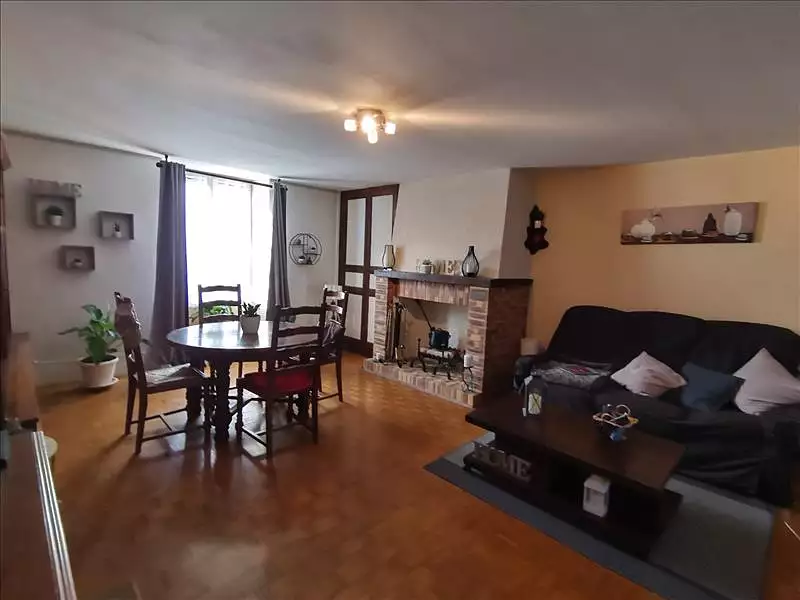 Maison, 315 m²