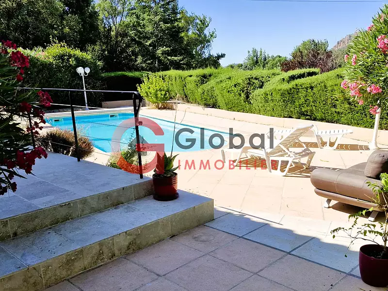 Maison, 115 m²