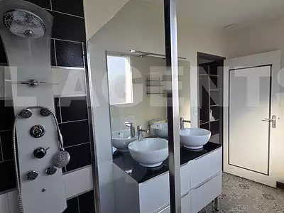 Maison, 97 m²