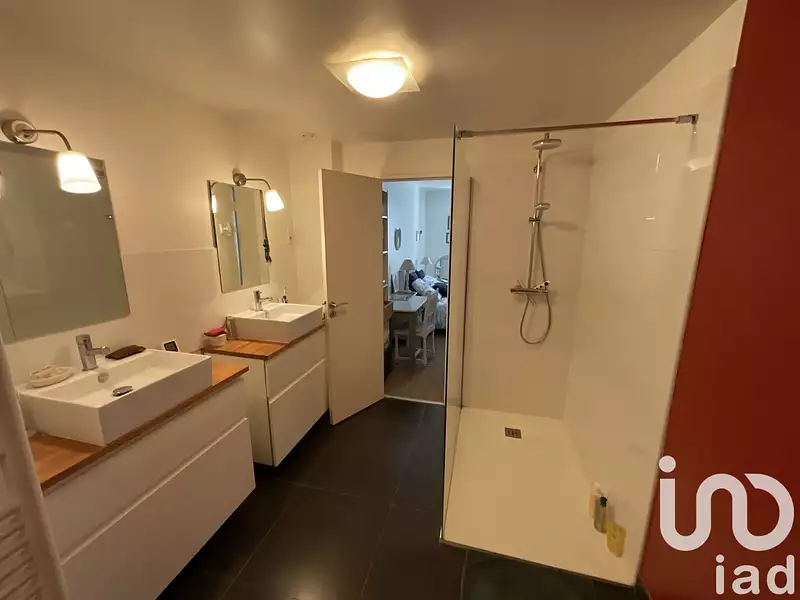 Maison, 208 m²