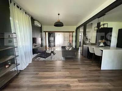 Maison, 138 m²