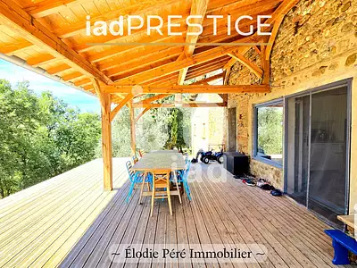 Maison, 236 m²