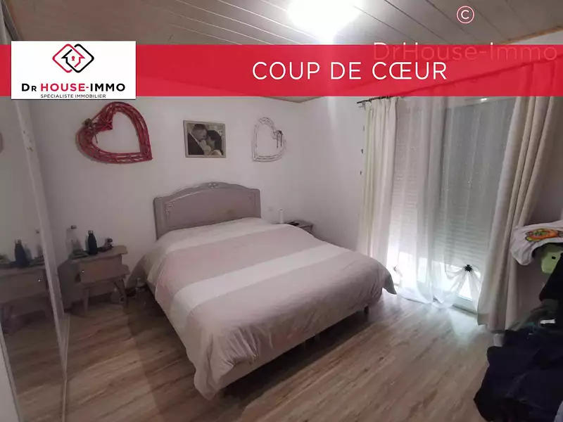Maison, 242 m²