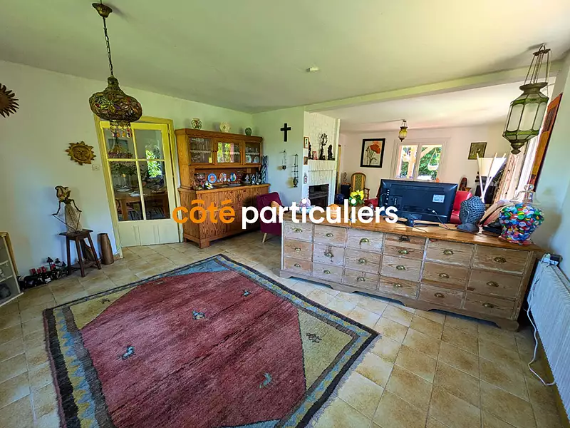 Maison, 216 m²
