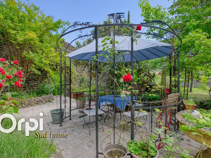 Maison, 300 m²