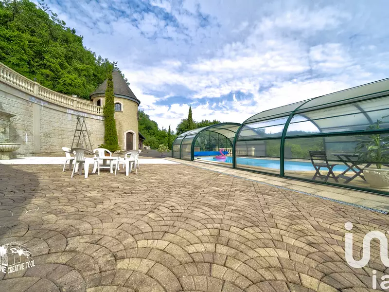 Maison, 251 m²