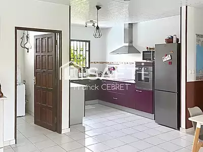 Maison, 94 m²
