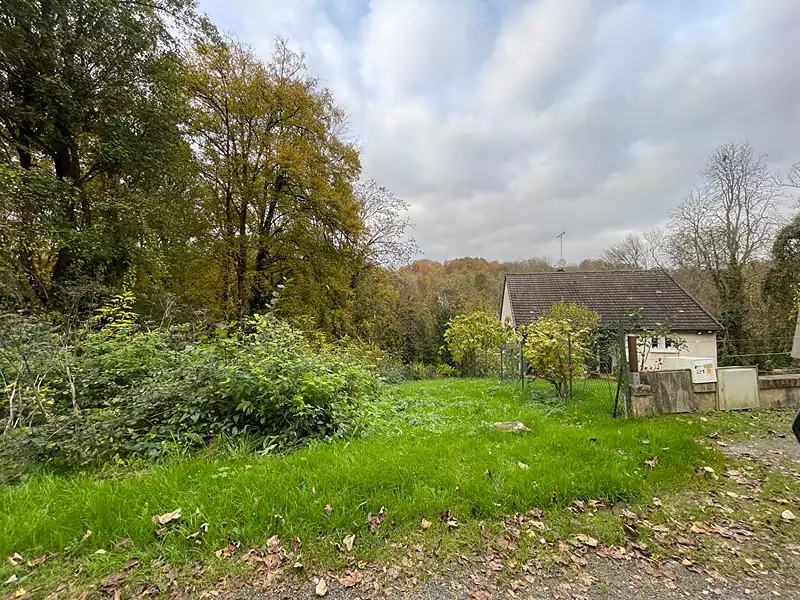 Terrain, 1 056 m²