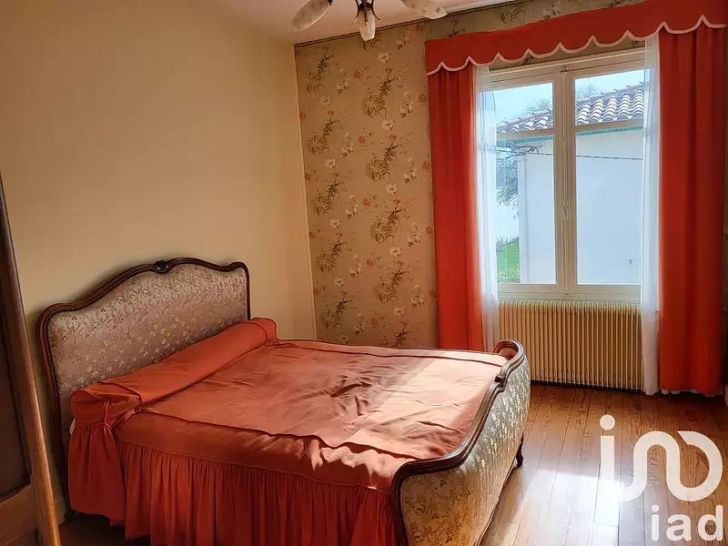 Maison, 277 m²