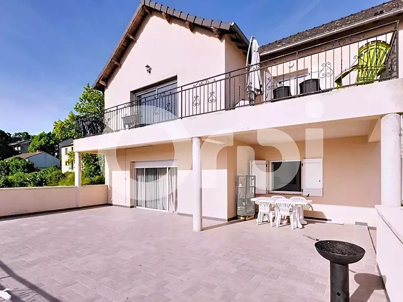 Maison, 290 m²