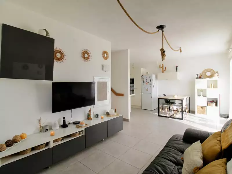 Maison, 76 m²