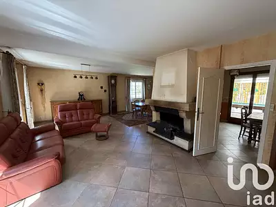 Maison, 166 m²