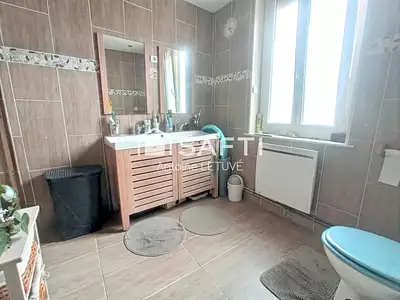 Maison, 223 m²