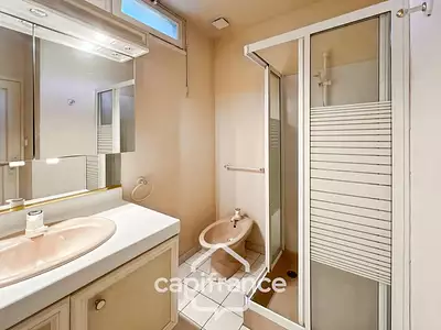 Maison, 176 m²