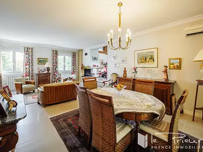Maison, 191 m²