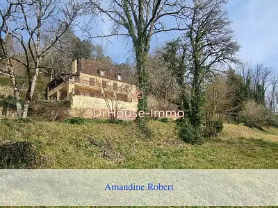 Maison, 198 m²