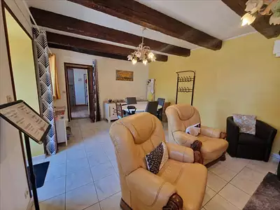 Maison, 216 m²