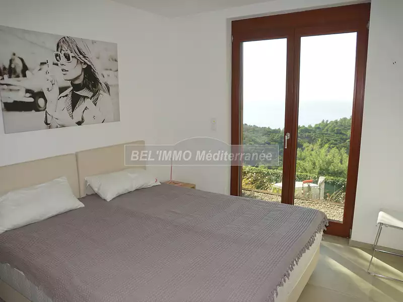 Maison, 300 m²
