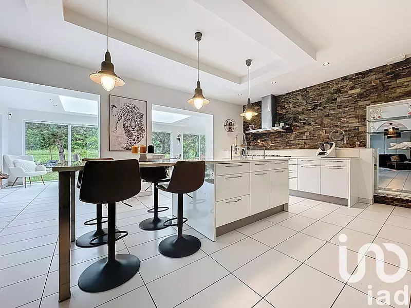 Maison, 260 m²