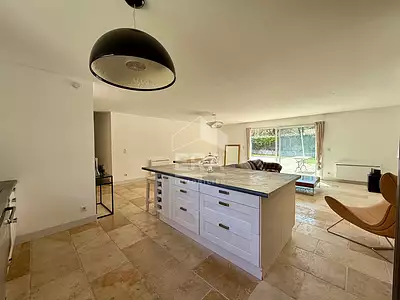 Maison, 180 m²