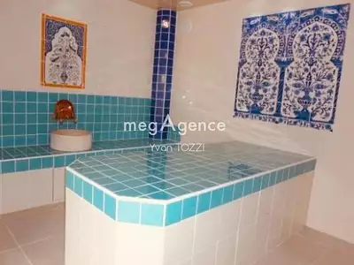 Maison, 330 m²