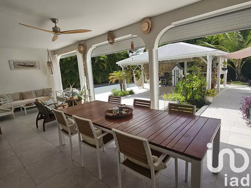 Maison, 230 m²