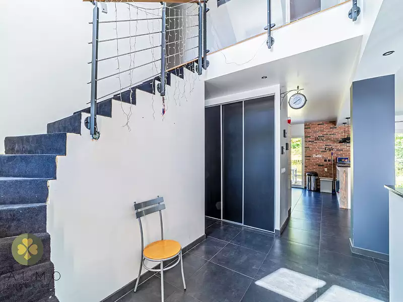 Maison, 169 m²