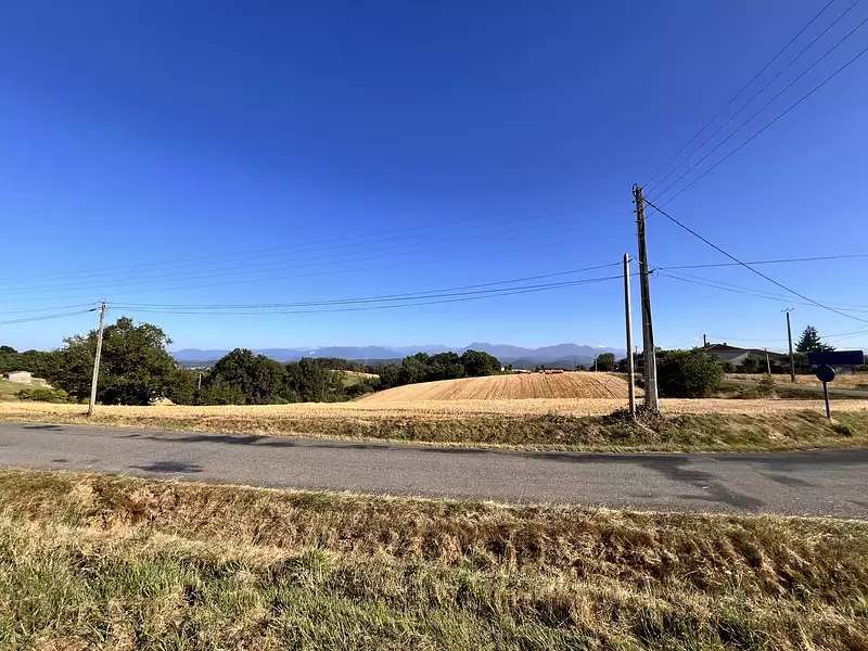 Terrain, 2 385 m²