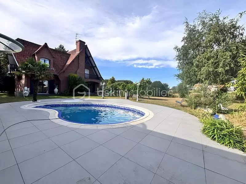 Maison, 199 m²