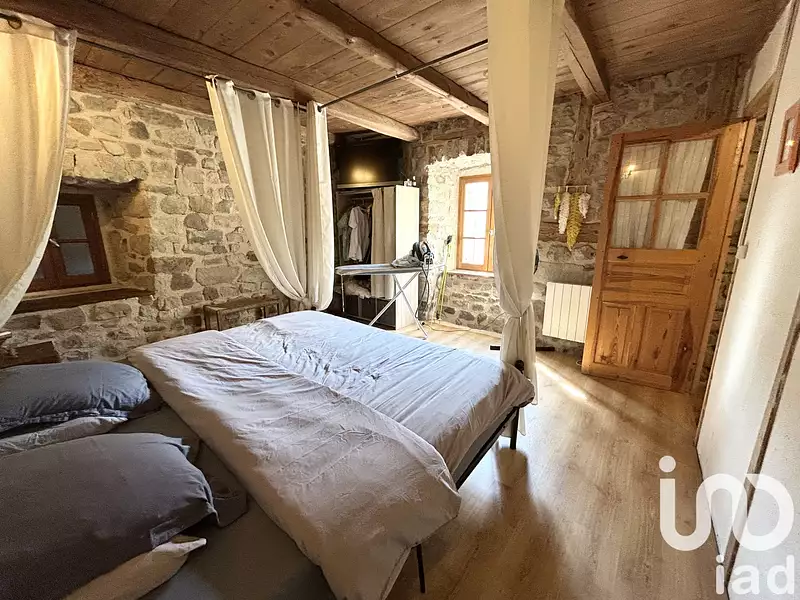 Maison, 156 m²