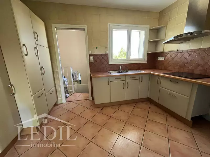 Maison, 140 m²
