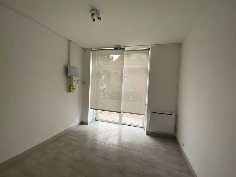 Divers, 30 m²