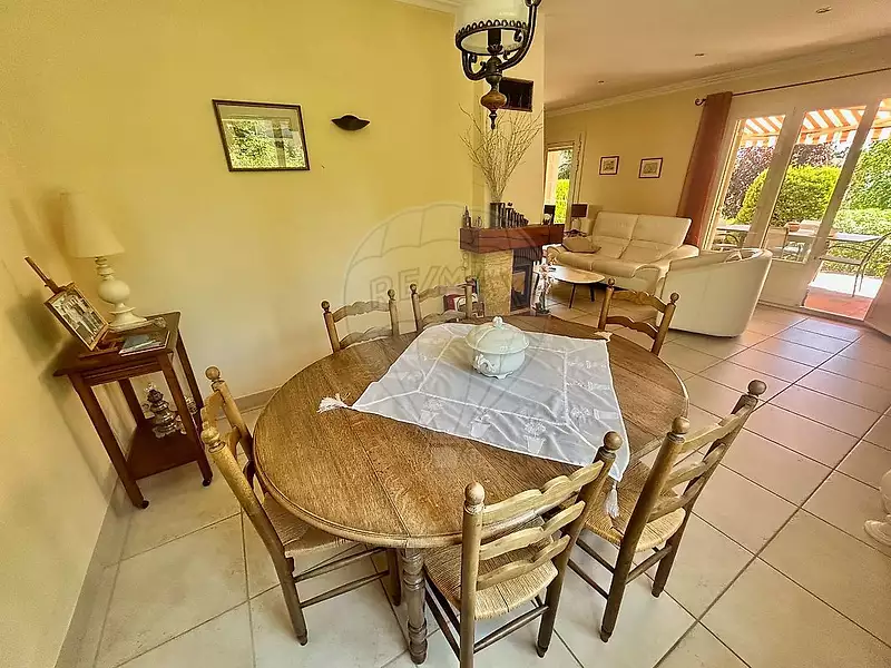 Maison, 94 m²