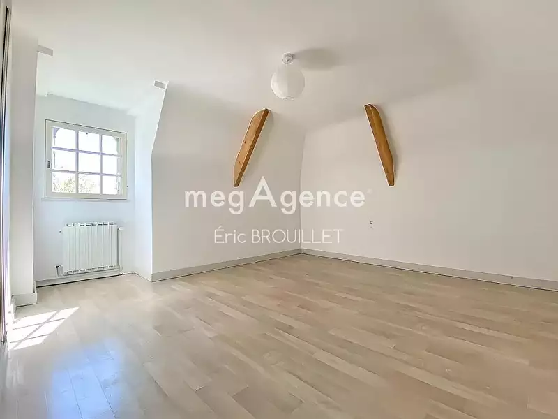 Maison, 195 m²