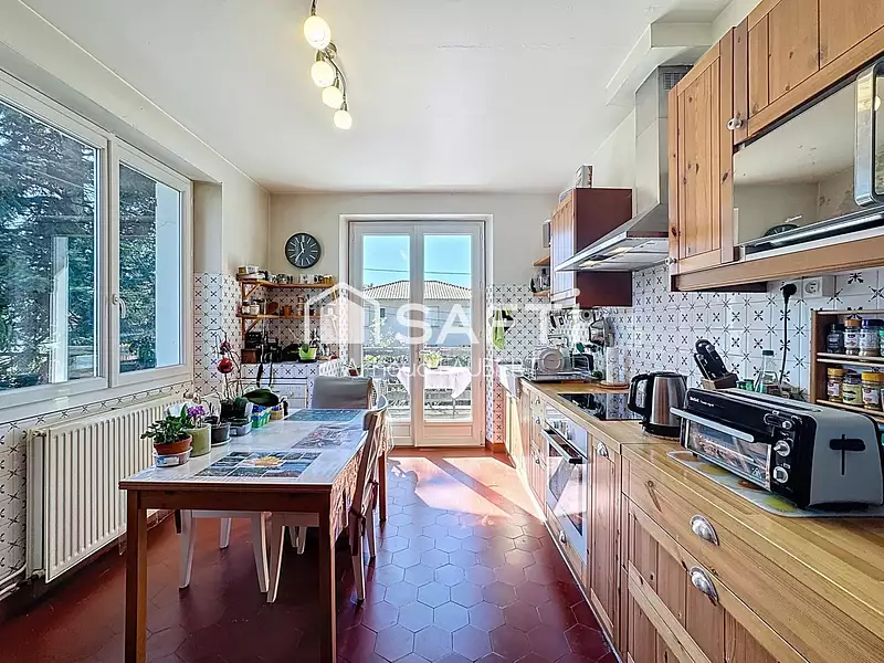 Maison, 190 m²