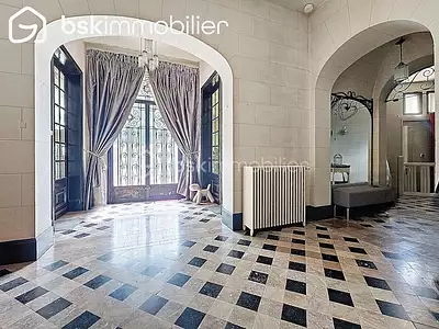 Maison, 305 m²