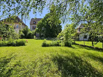 Immeuble, 302 m²